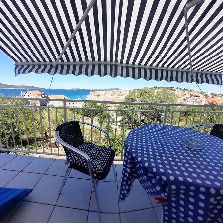 Diana Apartment *