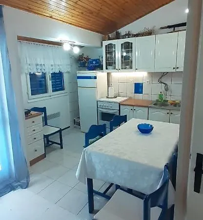 Diana Apartment *