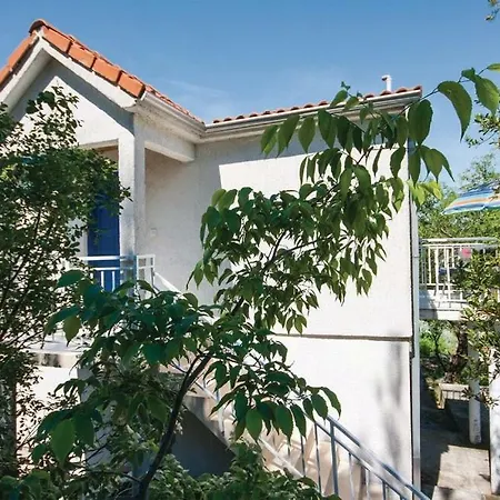Diana Apartment Prvic Sepurine